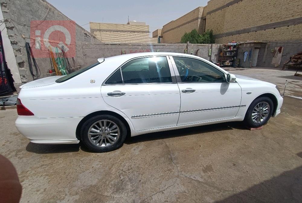 تويوتا كراون